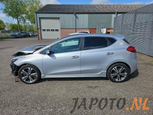 Kia Cee'd 1.0i T-GDi 12V 120 Épave (2018, Gris)