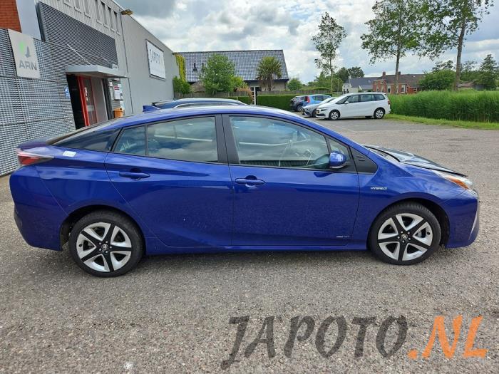 Toyota Prius 1.8 16V Hybrid Skrotfordon (2016, BLAUW)