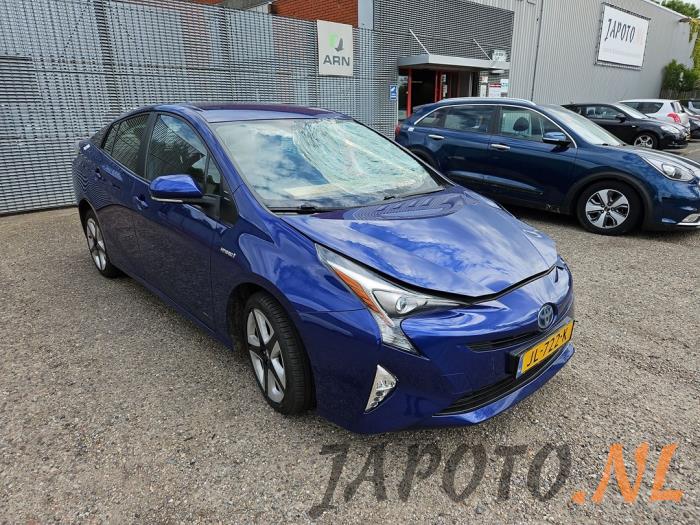 Toyota Prius 1.8 16V Hybrid Skrotfordon (2016, BLAUW)