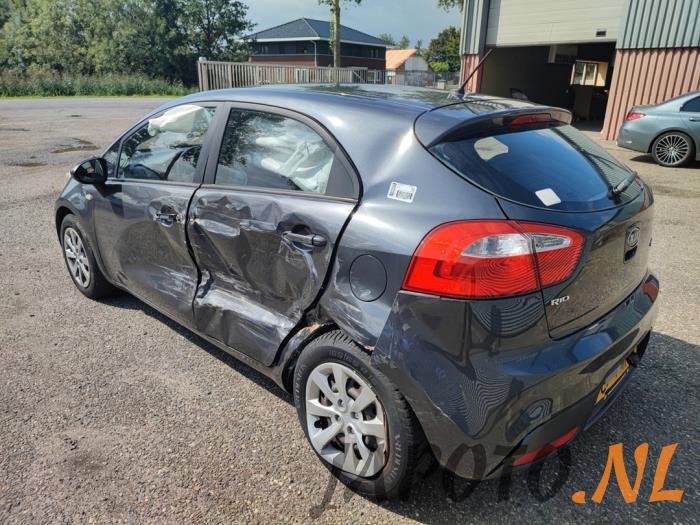 Kia Rio III 1.2 CVVT 16V Samochód złomowany (2012, Szary, Grafitowy)