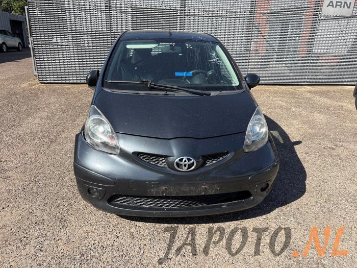 Toyota Aygo 1.0 12V VVT-i Épave (2008, Gris)