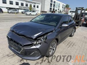 Hyundai i30 Fastback 1.0 T-GDI 12V  (Épave)