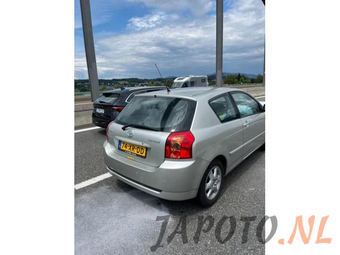 Toyota Corolla 1.6 16V VVT-i Épave (2007, Gris)