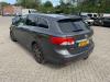 Toyota Avensis Wagon 2.0 16V D-4D-F Épave (2012, Gris)