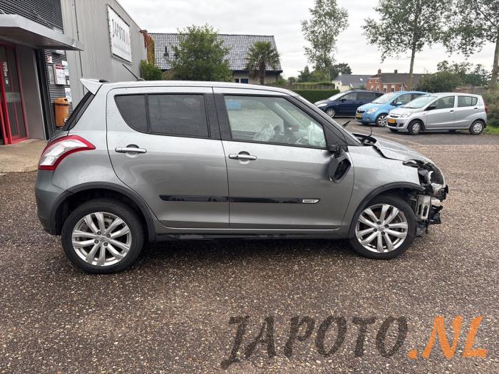 Suzuki Swift 1.2 16V Épave (2014, Gris)