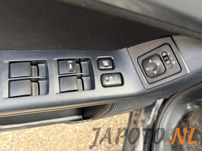 Mitsubishi Lancer Sports Sedan 1.6 MIVEC 16V Vehículo de desguace (2011, Negro)