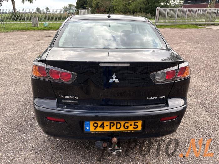 Mitsubishi Lancer Sports Sedan 1.6 MIVEC 16V Vehículo de desguace (2011, Negro)