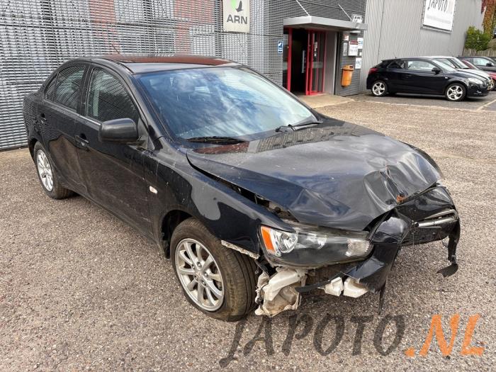 Mitsubishi Lancer Sports Sedan 1.6 MIVEC 16V Vehículo de desguace (2011, Negro)