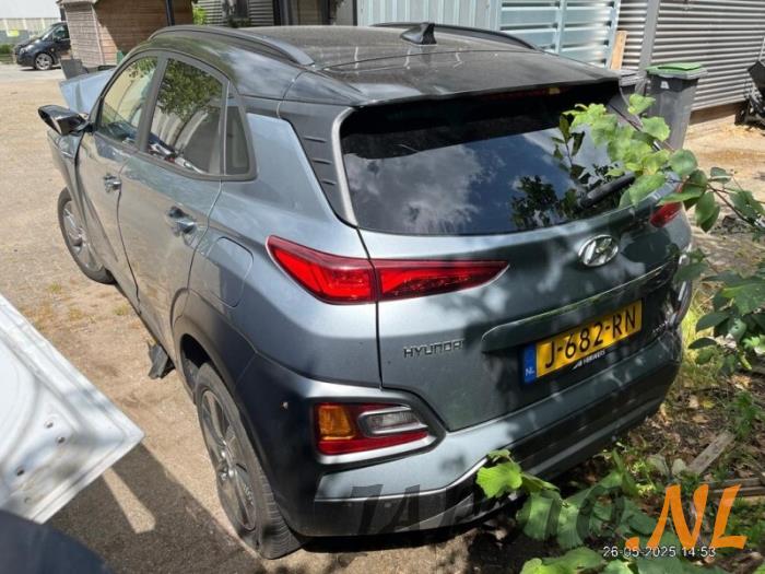 Hyundai Kona 1.6 GDi HEV 16V Samochód złomowany (2020, Szary)