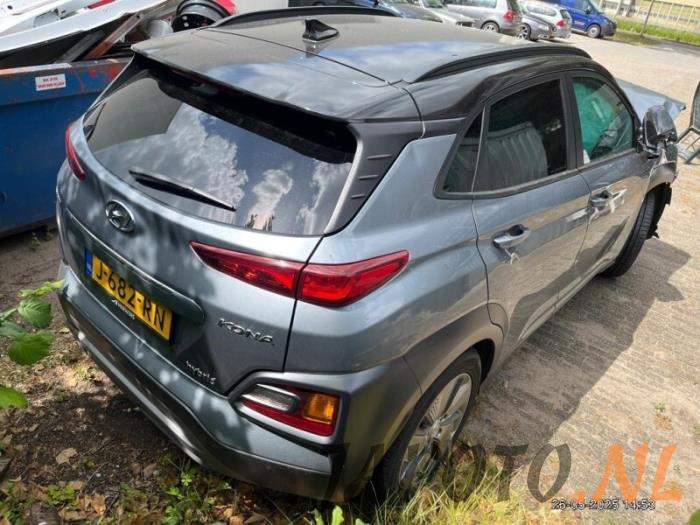 Hyundai Kona 1.6 GDi HEV 16V Samochód złomowany (2020, Szary)