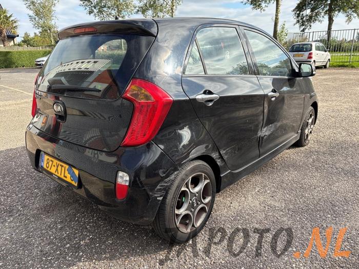 Kia Picanto 1.0 12V Schrottauto (2012, Schwarz)