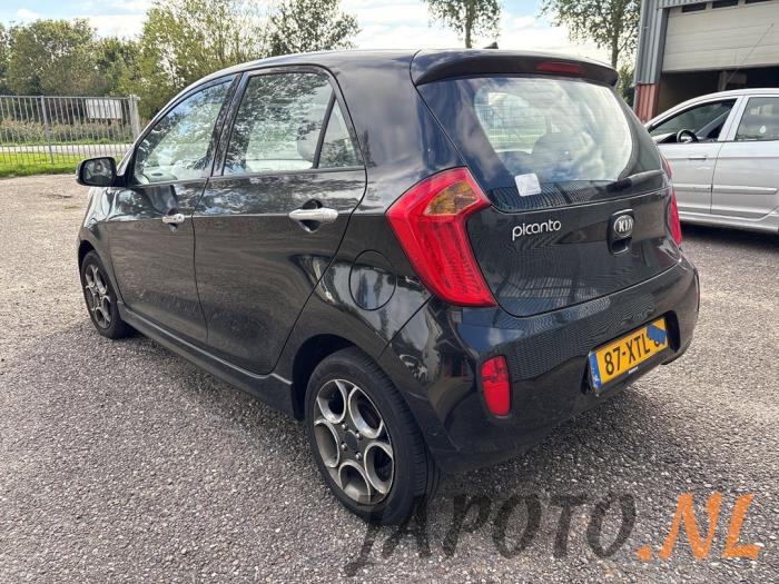Kia Picanto 1.0 12V Schrottauto (2012, Schwarz)