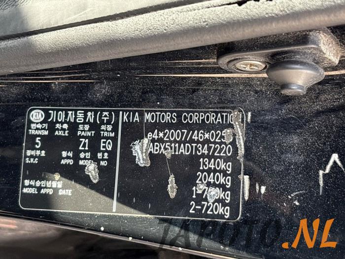 Kia Picanto 1.0 12V Schrottauto (2012, Schwarz)