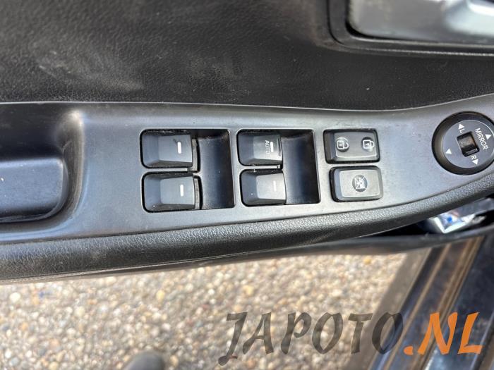 Kia Picanto 1.0 12V Schrottauto (2012, Schwarz)