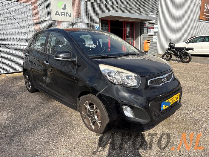 Kia Picanto 1.0 12V Schrottauto (2012, Schwarz)