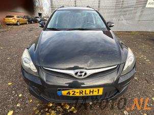 Hyundai i30 Crosswagon 1.6 CVVT 16V Épave (2011, Noir)