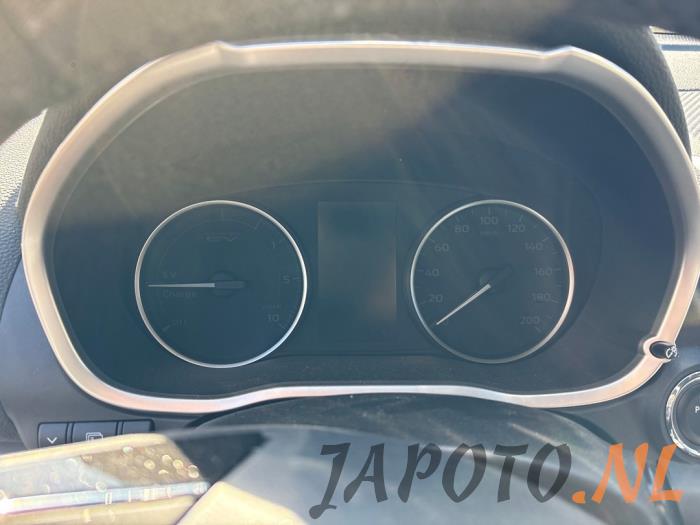 Mitsubishi Eclipse Cross Schrottauto (2023, Rot)