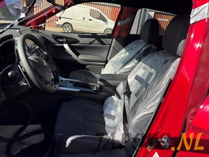 Mitsubishi Eclipse Cross Schrottauto (2023, Rot)