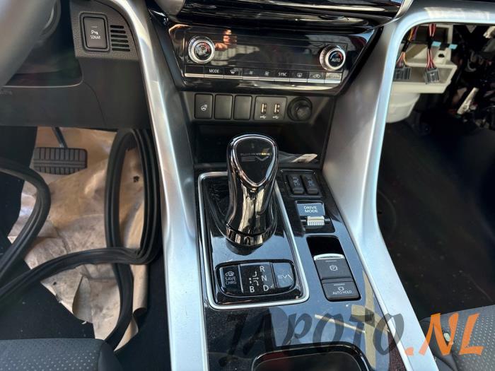 Mitsubishi Eclipse Cross Schrottauto (2023, Rot)