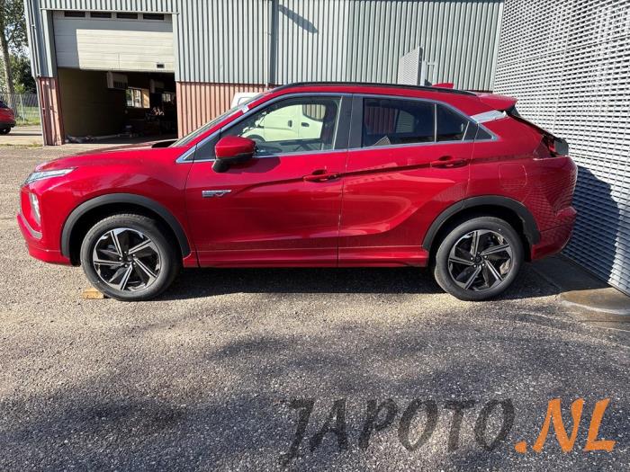 Mitsubishi Eclipse Cross Schrottauto (2023, Rot)