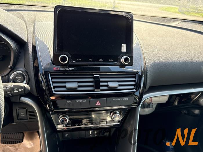 Mitsubishi Eclipse Cross 2.4 16V PHEV 4x4 Skrotfordon (2023)