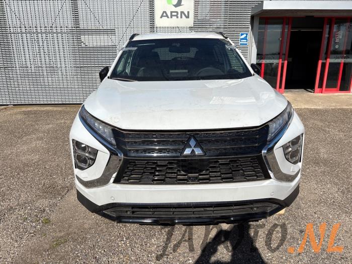 Mitsubishi Eclipse Cross 2.4 16V PHEV 4x4 Skrotfordon (2023)