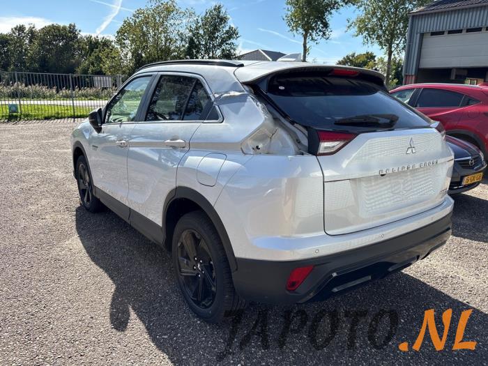 Mitsubishi Eclipse Cross 2.4 16V PHEV 4x4 Skrotfordon (2023)