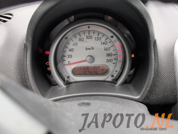 Suzuki Splash 1.0 12V Épave (2011, Vert)