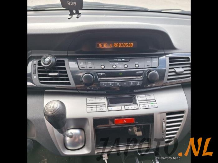 Honda FR-V 1.7 16V Épave (2005, Bleu)