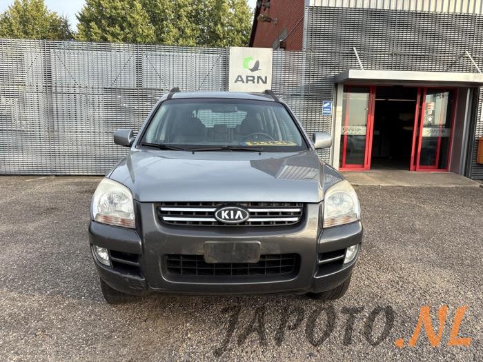 Kia Sportage 2.0 CVVT 16V 4x2 Salvage vehicle (2007, Gray)