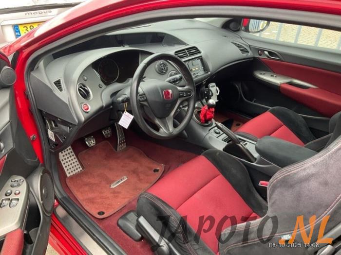 Honda Civic 2.0i Type R VTEC 16V Skrotfordon (2007, ROOD)