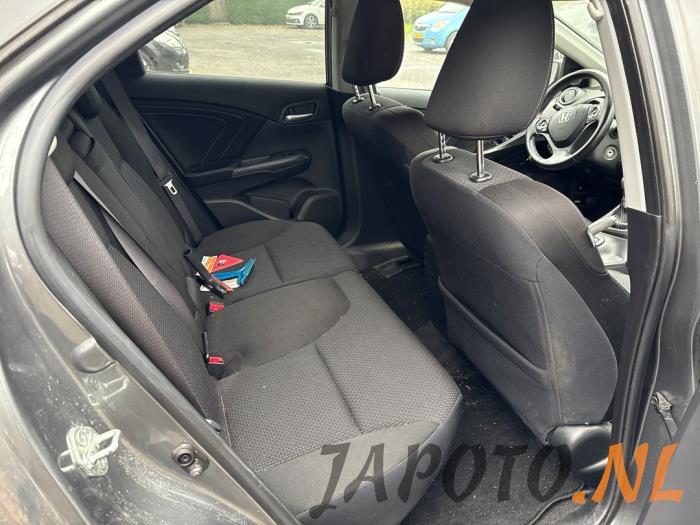 Honda Civic Tourer 1.6 i-DTEC Advanced 16V Skrotfordon (2017, GRIJS)