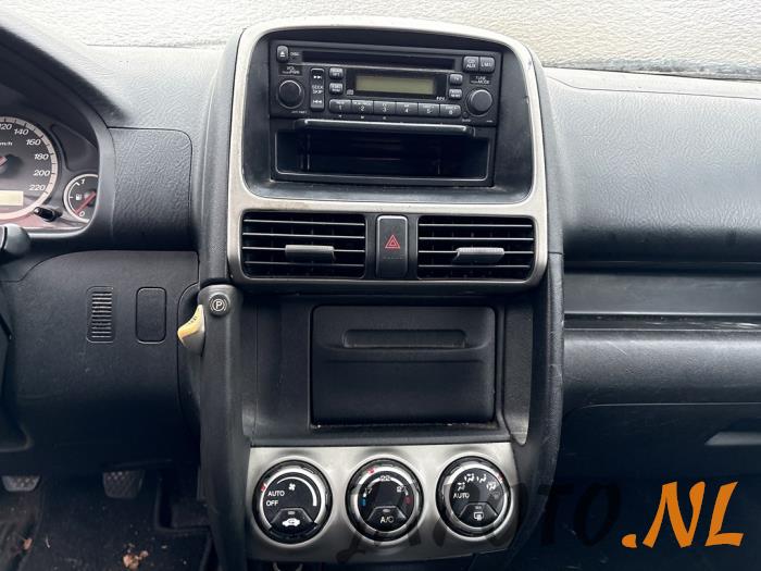 Honda CR-V 2.0i 16V VTEC Vehículo de desguace (2004, Gris)