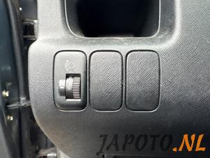 Honda CR-V 2.0i 16V VTEC Vehículo de desguace (2004, Gris)