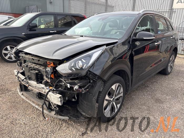 Kia Niro I E-Niro 64 kWh Vehículo de desguace (2021, Negro)