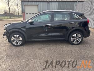 Kia Niro I E-Niro 64 kWh Vehículo de desguace (2021, Negro)