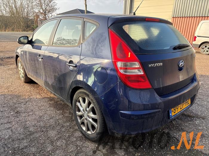 Hyundai i30 1.6 CVVT 16V Samochód złomowany (2008, Niebieski)