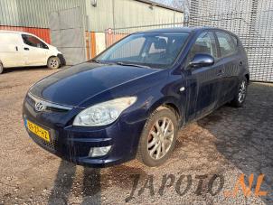 Hyundai i30 1.6 CVVT 16V Samochód złomowany (2008, Niebieski)