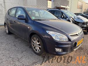 Hyundai i30 1.6 CVVT 16V Samochód złomowany (2008, Niebieski)
