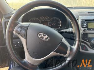 Hyundai i30 1.6 CVVT 16V Samochód złomowany (2008, Niebieski)