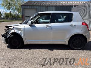 Suzuki Swift 1.3 VVT 16V Épave (2010, Gris)