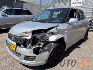 Suzuki Swift 1.3 VVT 16V Épave (2010, Gris)