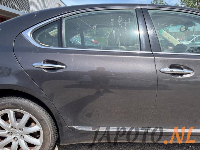 Lexus LS 460 4.6 32V VVT-i Vehículo de desguace (2007, Marrón)
