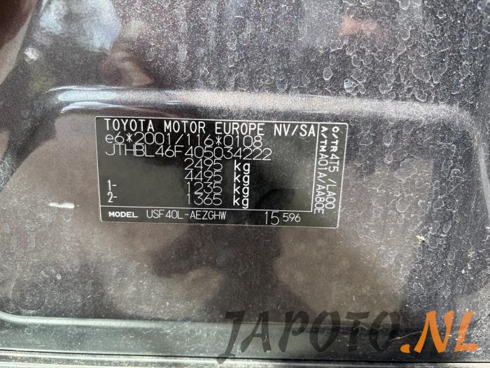 Lexus LS 460 4.6 32V VVT-i Vehículo de desguace (2007, Marrón)