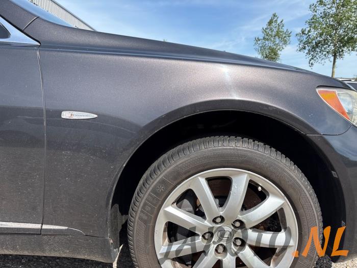 Lexus LS 460 4.6 32V VVT-i Vehículo de desguace (2007, Marrón)