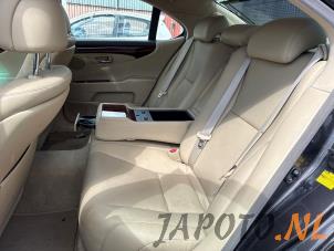 Lexus LS 460 4.6 32V VVT-i Vehículo de desguace (2007, Marrón)