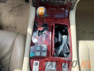 Lexus LS 460 4.6 32V VVT-i Vehículo de desguace (2007, Marrón)