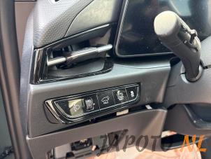 Kia Niro II 1.6 GDI Hybrid Épave (2025, Vert)