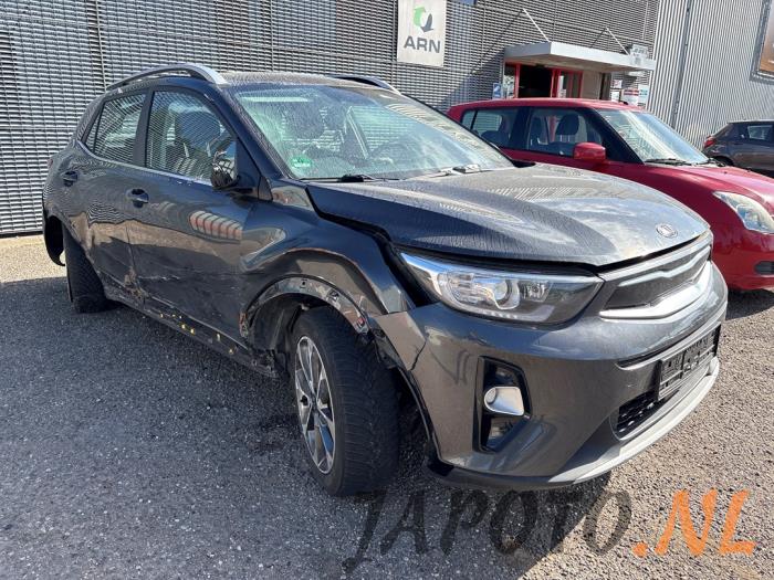 Kia Stonic 1.0i T-GDi 12V Épave (2019, Graphite)