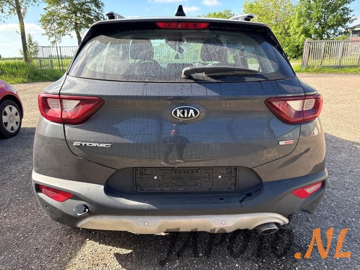 Kia Stonic 1.0i T-GDi 12V Épave (2019, Graphite)